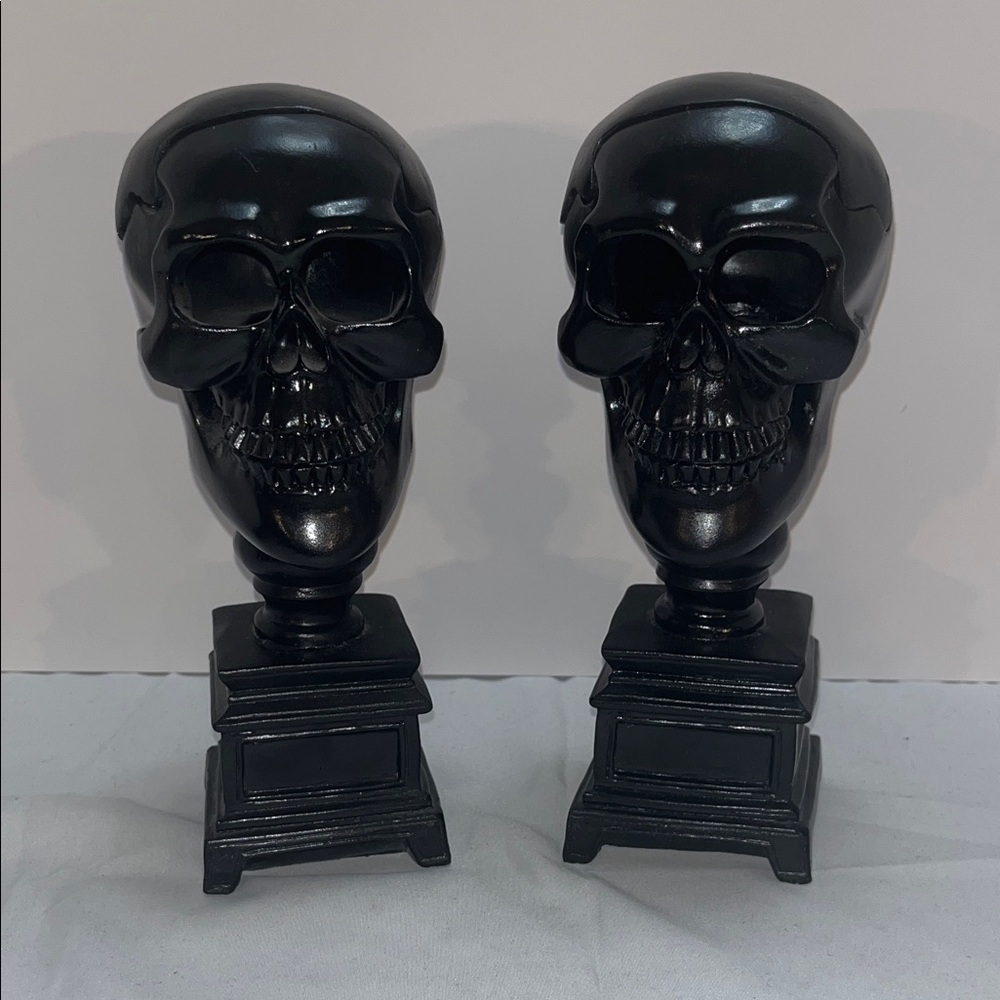 Black Wooden 2 Piece Skull Candle Holders/Bookends